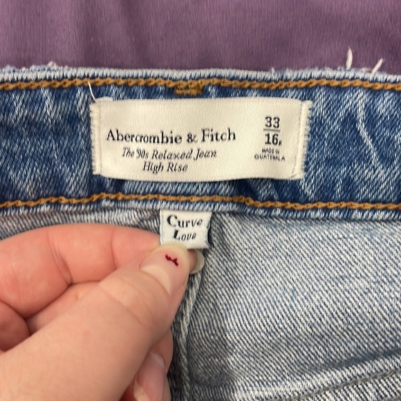 Curve love Abercrombie relaxed straight leg jean - Picture 2 of 4